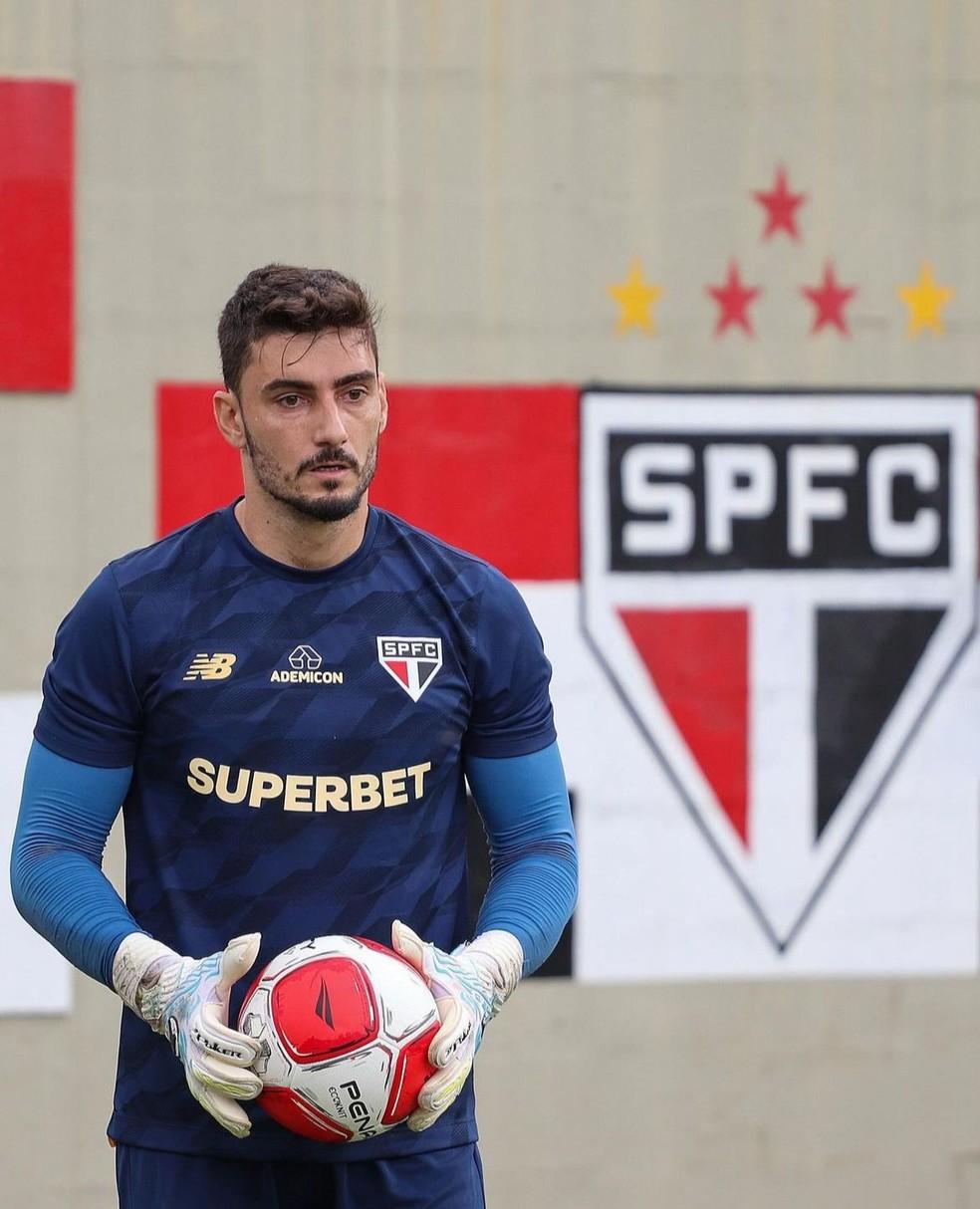 Zubeldía espera retorno de Rafael para ter o 