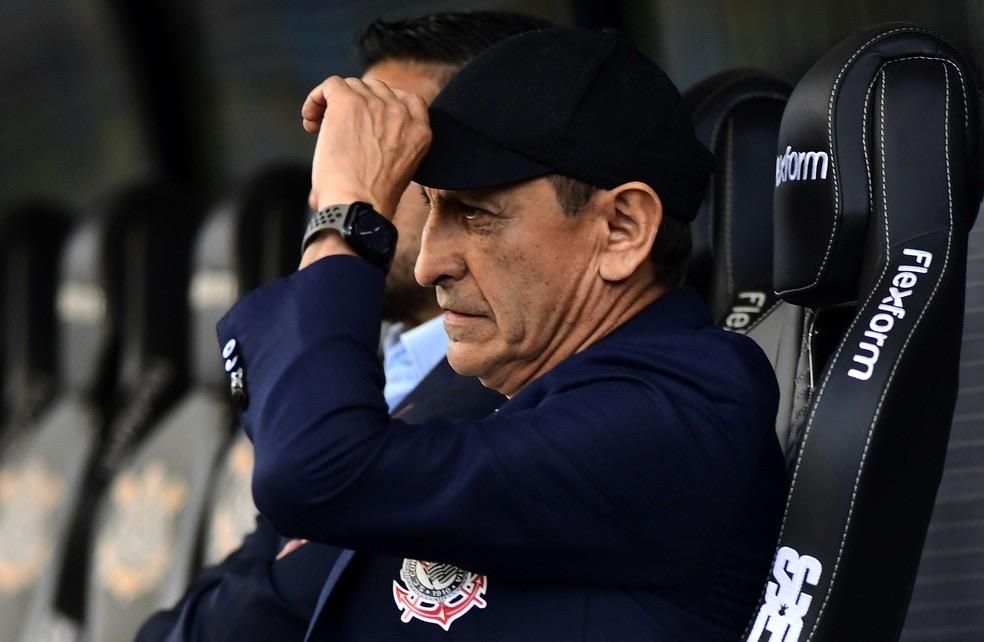 Análise: Corinthians volta para Z-4 do Brasileirão e aumenta pressão às vésperas de jogo decisivo