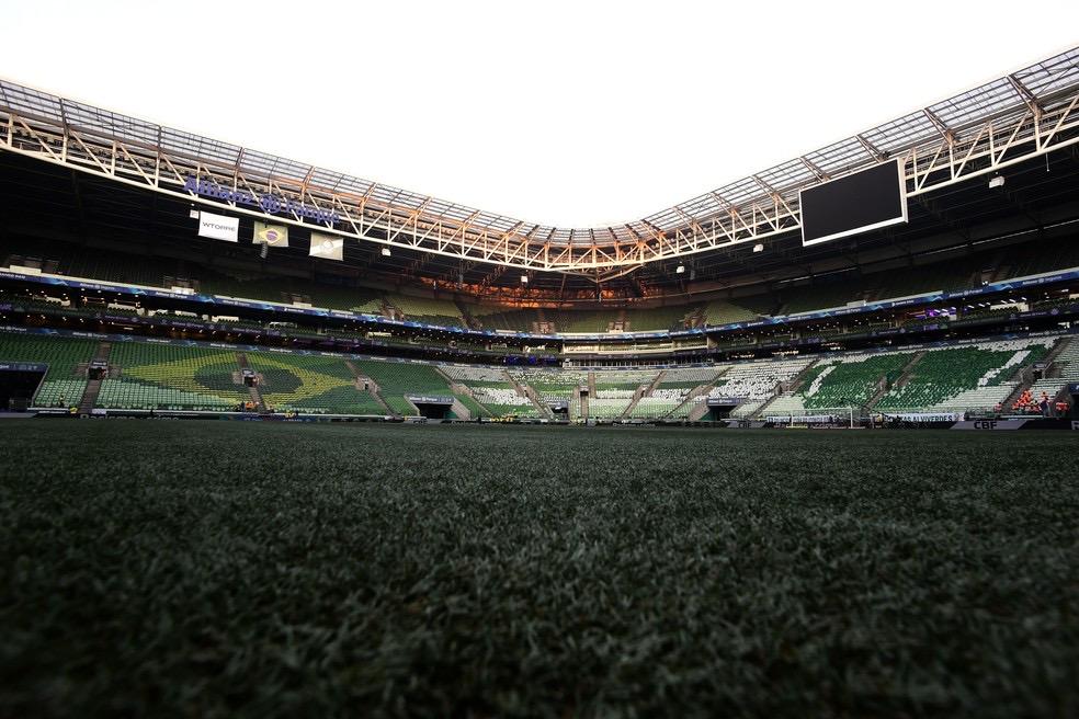 Palmeiras fecha sequência mais dura do ano em casa para seguir vivo em duas frentes e evitar crise