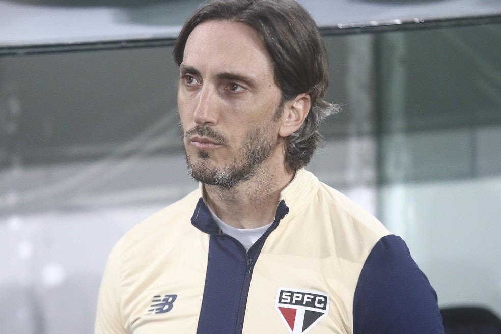 STJD julgará Zubeldía, do São Paulo, na próxima segunda-feira