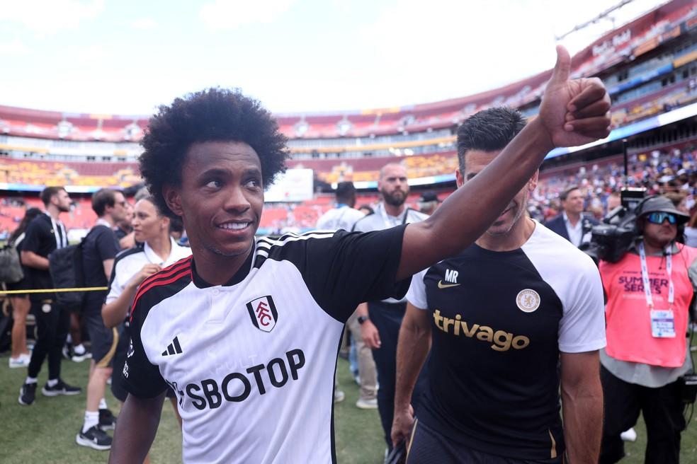 Willian anuncia saída do Fulham