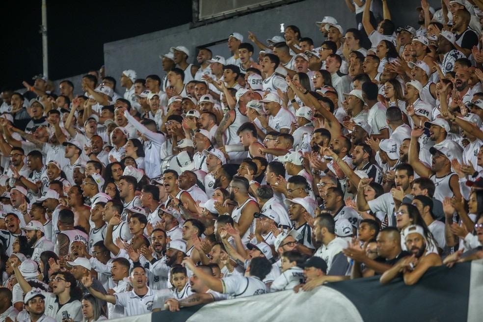 Santos vê aproveitamento na Vila cair e refaz contas para buscar o acesso; simule reta final da Série B