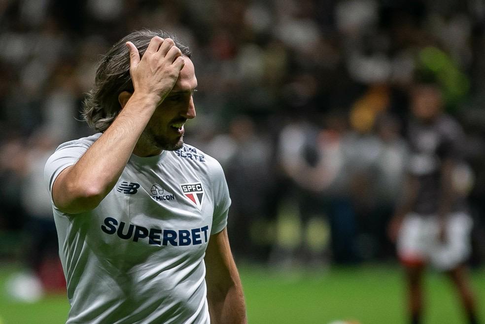 Zubeldía vê duelo equilibrado e lamenta queda do São Paulo na Copa do Brasil: 