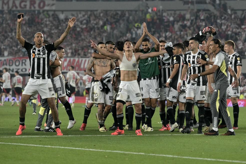 Análise: Atlético-MG ignora caldeirão argentino, é perfeito na defesa e fica a um jogo do Mundial