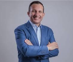 Vereador Wilson Zuffa repercutiu na Câmara Municipal de Barueri o apoio do “Coach Motivacional” Plabo Marçal a Gil