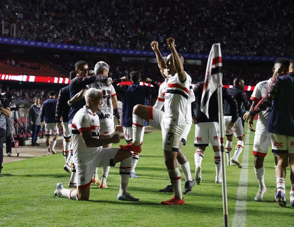 Análise: com eficiência e força do elenco, São Paulo coloca o pé na Libertadores de 2025