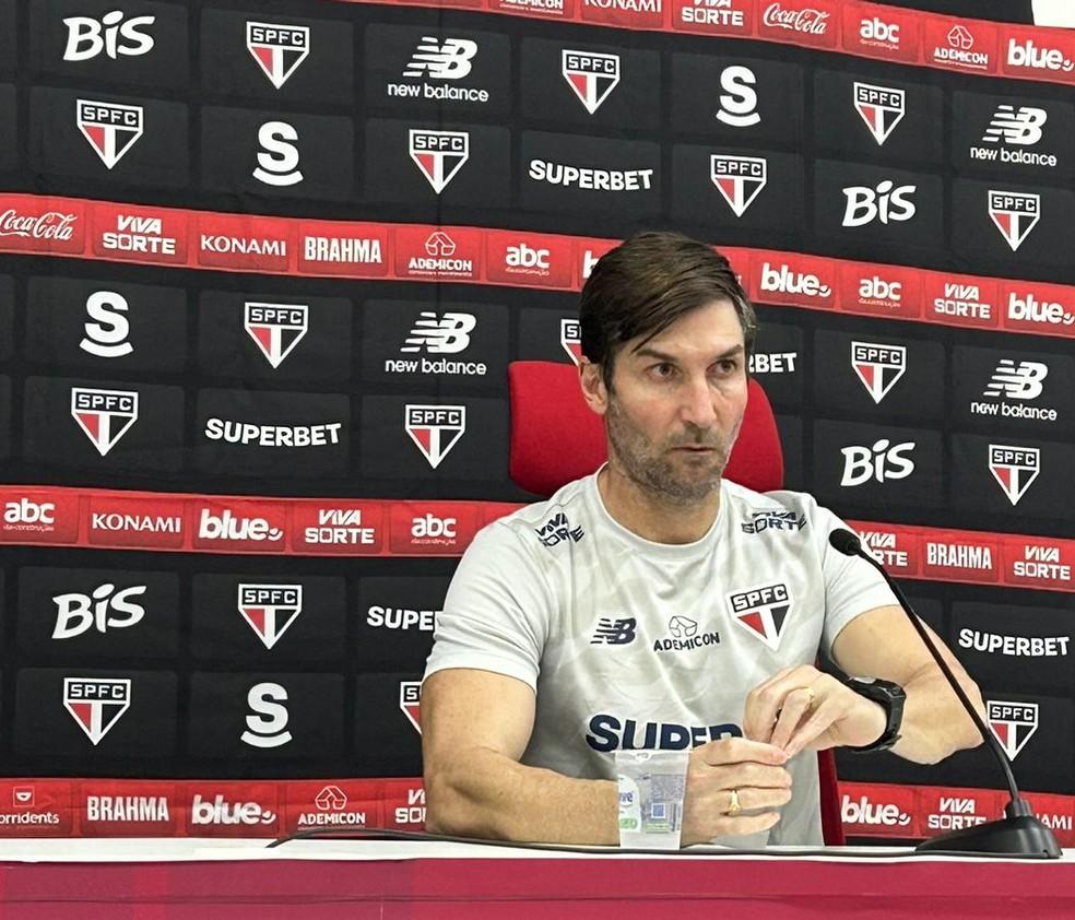 Auxiliar analisa empate do São Paulo e cobra evolução na reta final: 