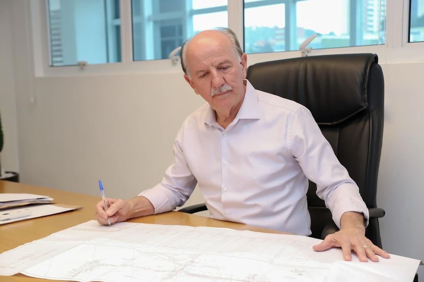 Beto Piteri deve ampliar apoio na Câmara Municipal de Barueri em 2025 com apoio de mais 5 vereadores da oposição