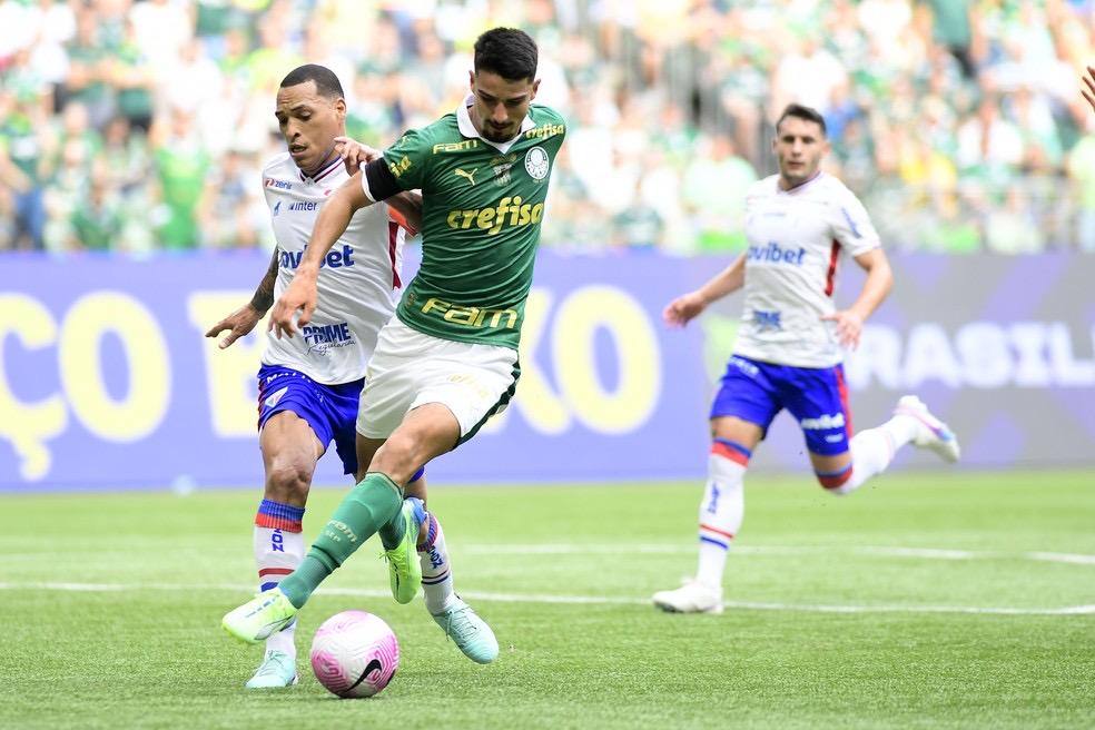 Jejum de Flaco e tentativas por Gabigol e Jesus aumentam pressão no Palmeiras por reforço no ataque