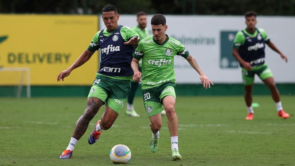 Palmeiras se reapresenta após derrota no Dérbi e inicia preparação para pegar o Grêmio