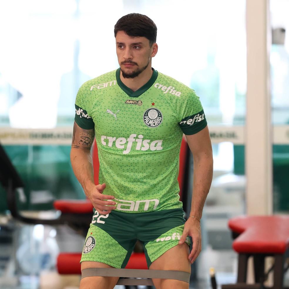 Piquerez vive expectativa de voltar ao Palmeiras após Data Fifa