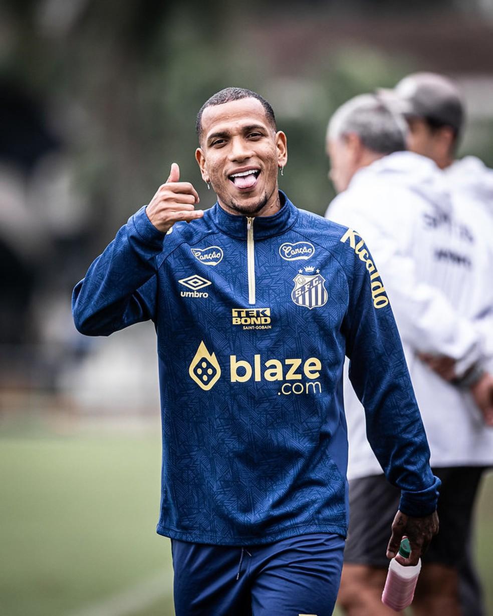 Reta final da Série B será decisiva para o futuro de Otero no Santos