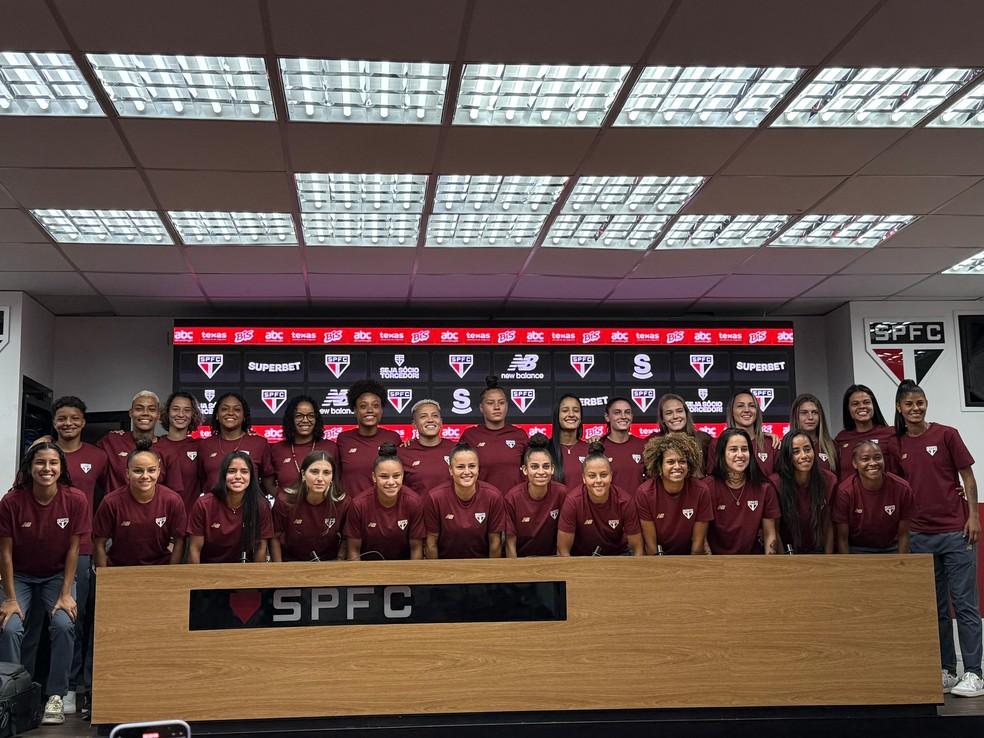 Com cinco reforços, São Paulo apresenta elenco do time feminino para a temporada 2025