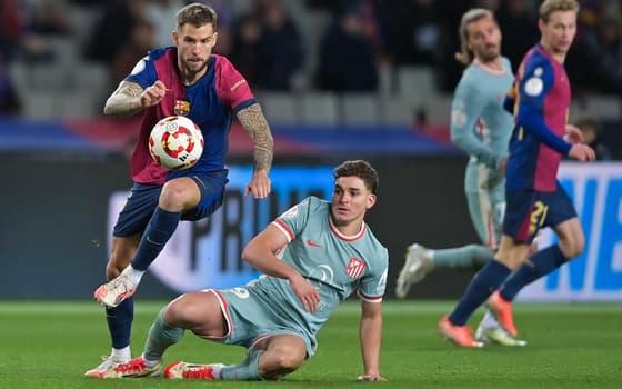 Em jogo de oito gols, Barcelona e Atlético de Madrid empatam pela Copa do Rei