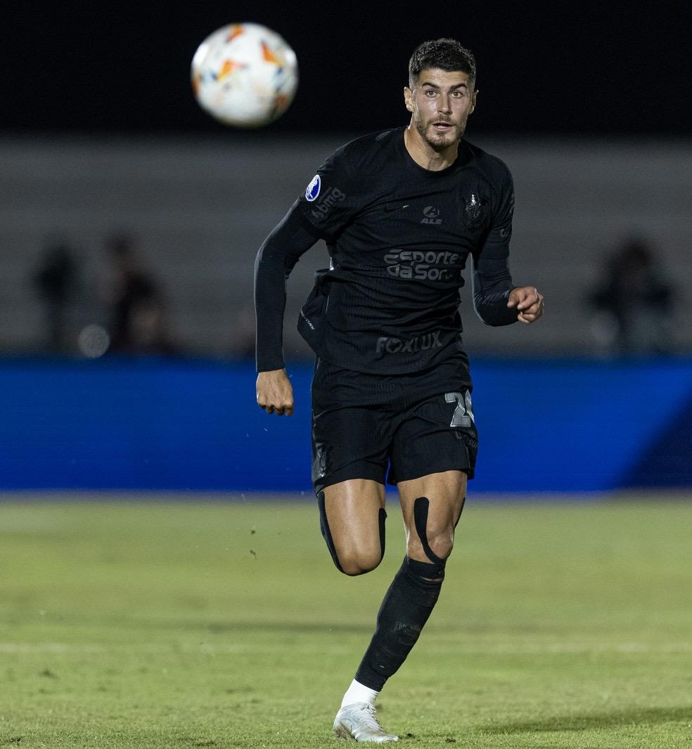 Pedro Raul aceita oferta e será emprestado pelo Corinthians ao Ceará