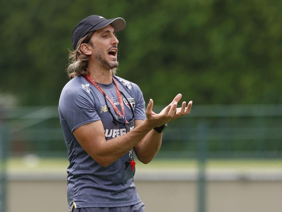 São Paulo folga após jogos em Brasília e fará só um treino antes de clássico