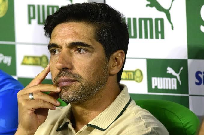 Abel Ferreira cutuca Veiga e Estêvão e vê rival mais eficaz em derrota do Palmeiras na final