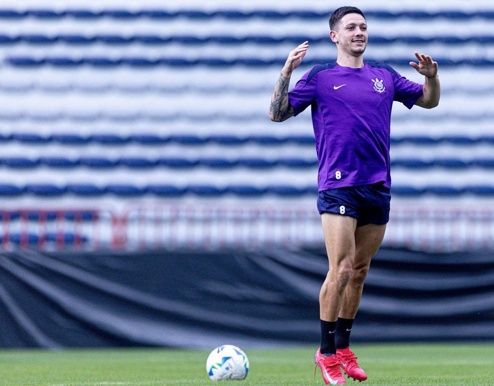 Escalação do Corinthians: Ramón treina bolas paradas e fecha preparação para Libertadores