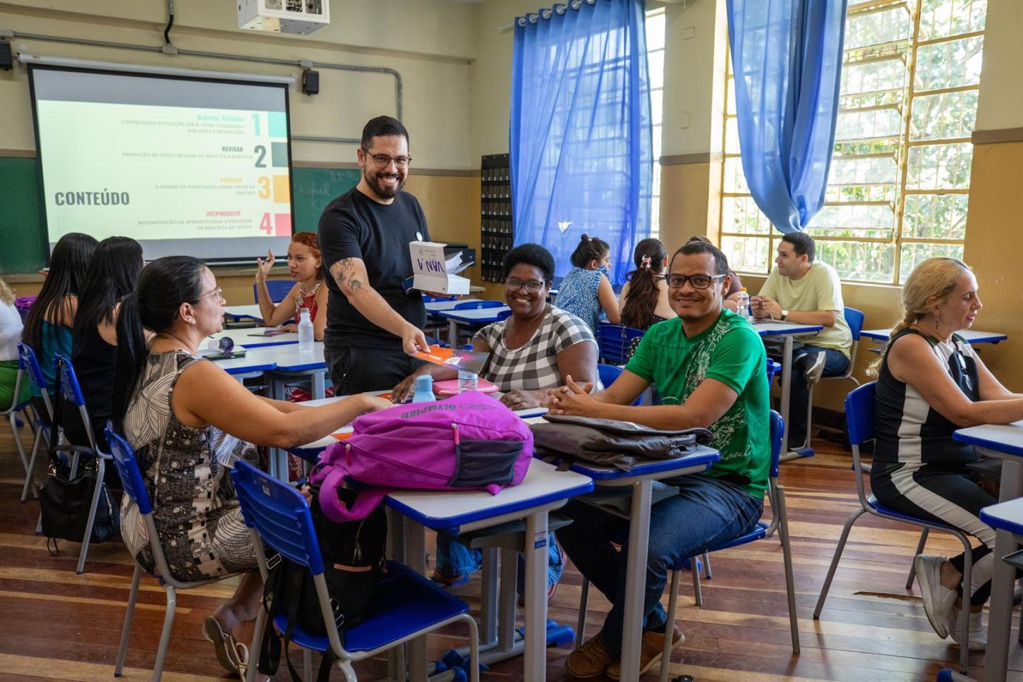 Prefeitura investe na capacitação de professores e profissionais da merenda escolar