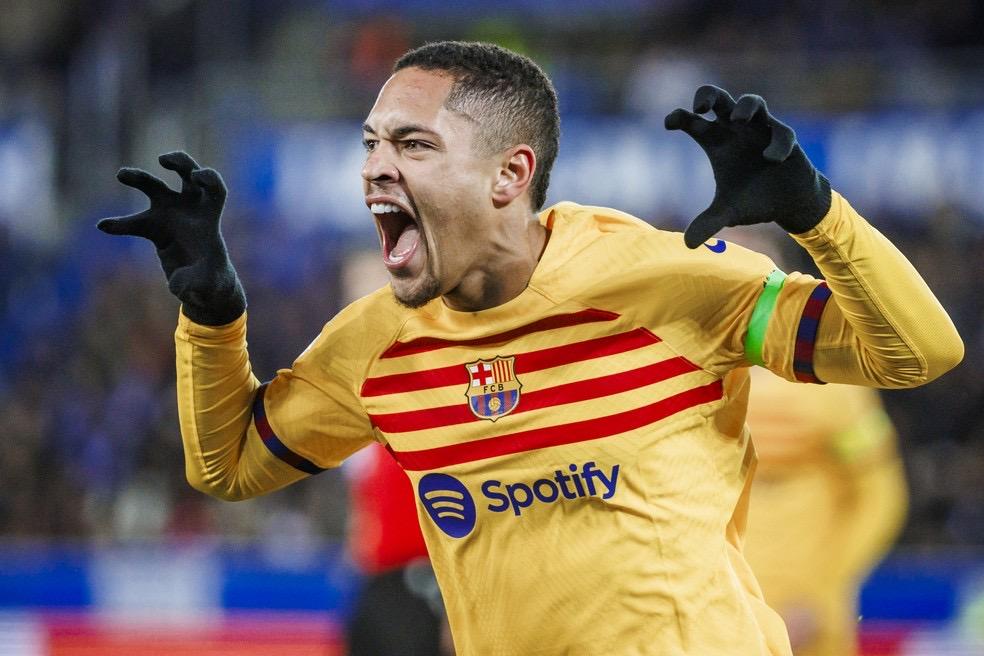 Vitor Roque no Palmeiras: contratação se torna a mais cara do futebol brasileiro; veja ranking