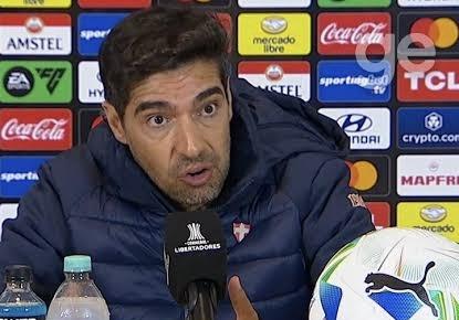 Abel exalta sacrifício do Palmeiras em vitória na altitude: 