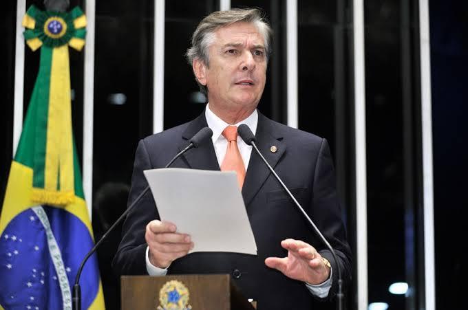 Moraes manda prender ex-presidente Fernando Collor