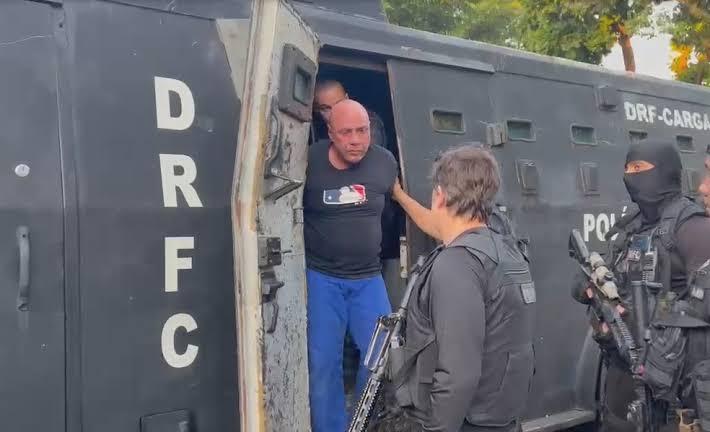 Celsinho da Vila Vintém é preso; traficante se aliou ao Comando Vermelho para retomar comunidades da milícia, diz polícia