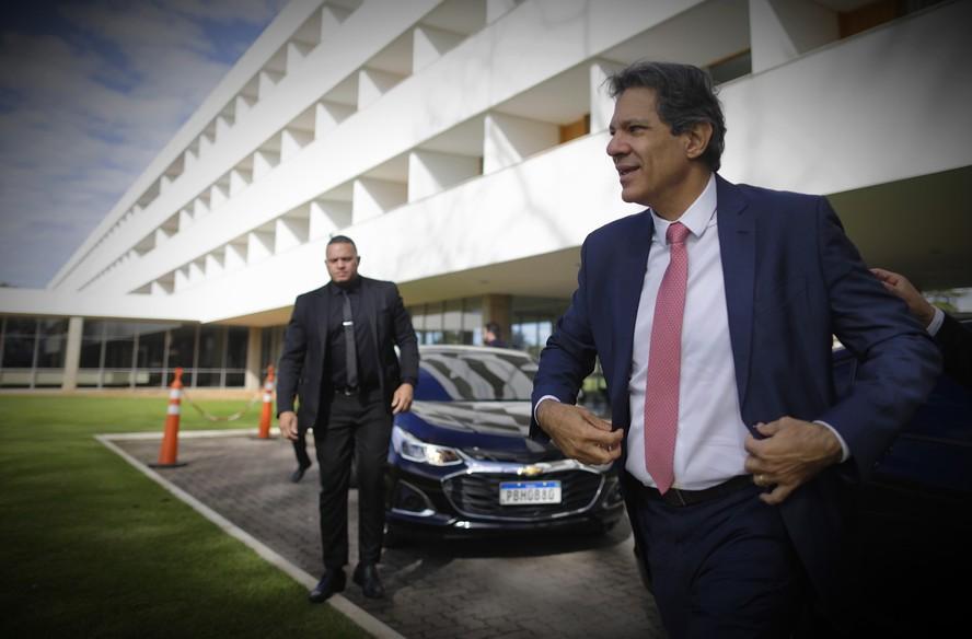 Haddad entra de férias nesta segunda-feira, até o dia 22, em meio a debate sobre IOF