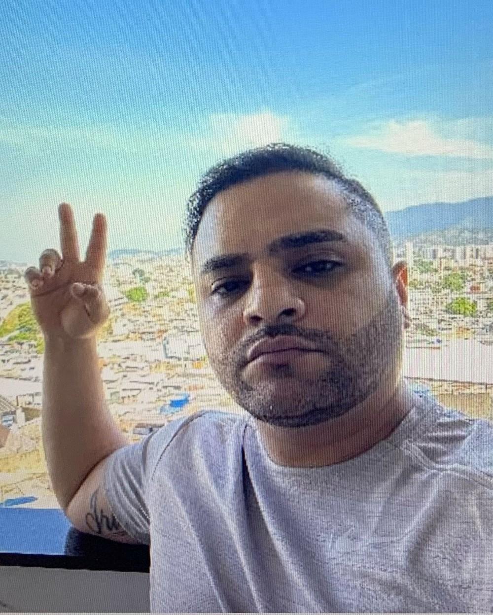 Traficante Fhillip da Silva Gregório, o Professor, fornecedor de armas do Comando Vermelho, morre baleado