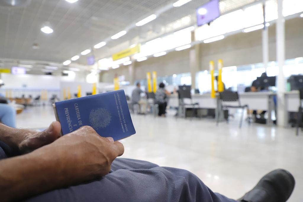 Barueri, por meio da Casa do Trabalhador, amplia o acesso ao mercado de trabalho para públicos diversos, como 50+, PCDs, LGBTQIA+TRANS, imigrantes e egressos do sistema prisional.