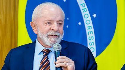 'Maior resposta' ao crime organizado, diz Lula sobre operação contra o PCC; governo quer priorizar combate a facções