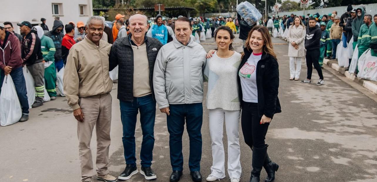 A gestão do Prefeito de Barueri Beto Piteri encerra Campanha do Agasalho “Tudo Novo” 2025 com recorde de doações e solidariedade