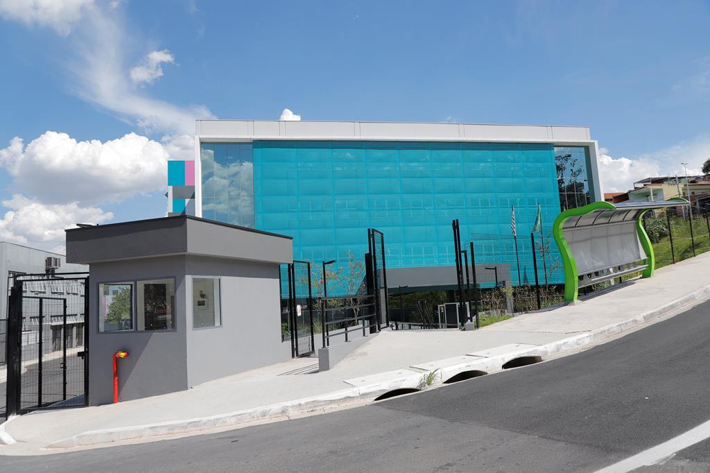 O Outubrinho Rosa de Barueri leva informações de forma lúdica para meninas de até 15 anos, incentivando hábitos saudáveis desde cedo