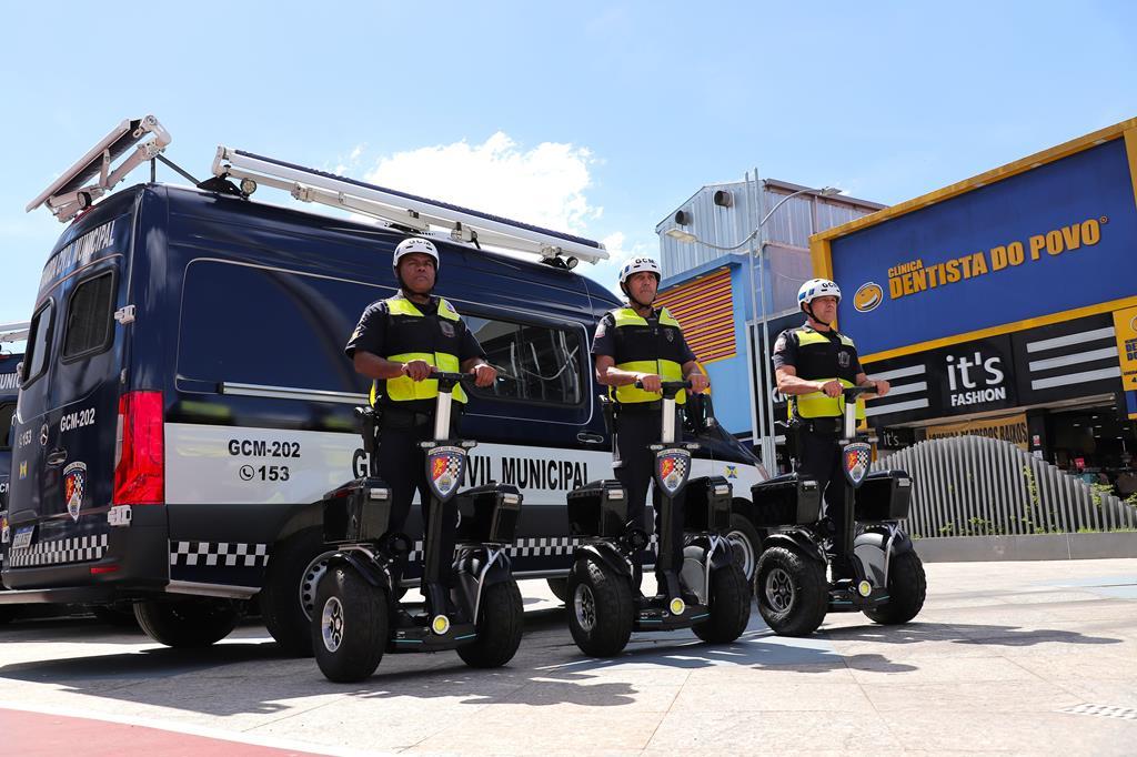 Guarda de Barueri inicia Operação Natal Seguro para reforçar proteção no fim de ano