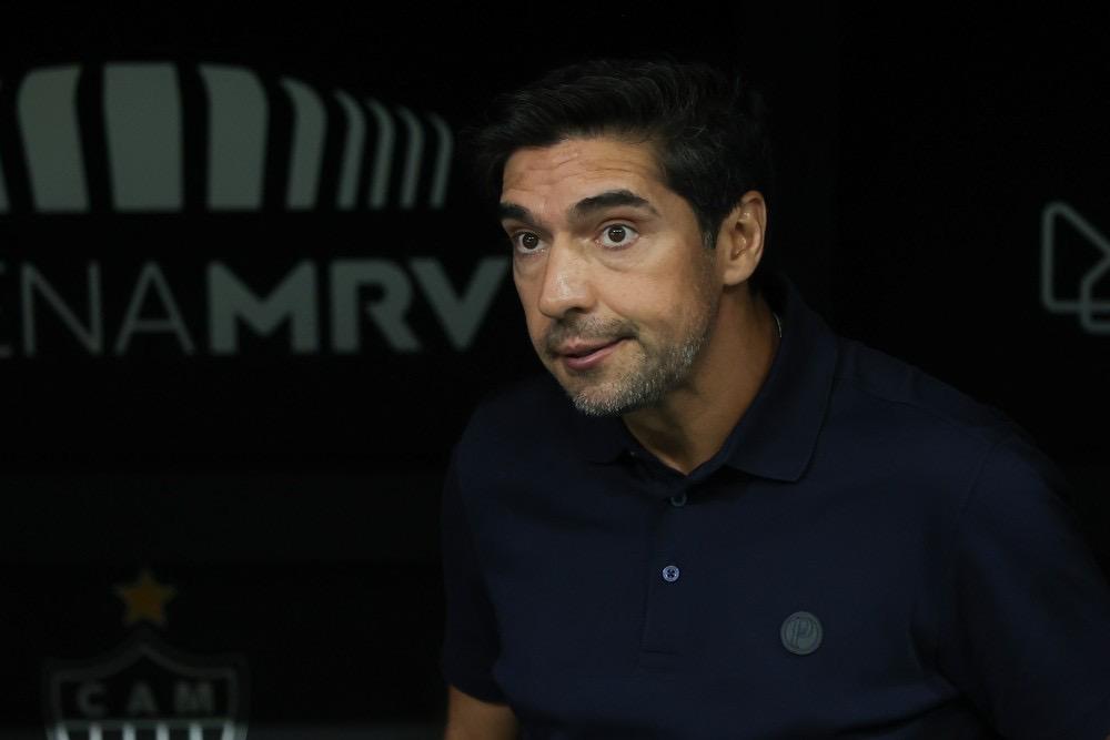 Abel vê Palmeiras mais perigoso em empate, mas lamenta erros da zaga: 