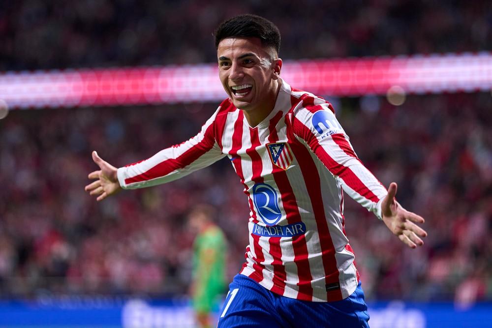 Almada frustra Palmeiras: 