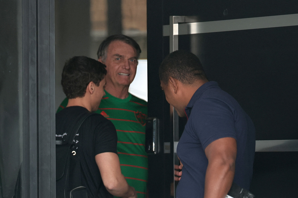 Bunker da oposição': Bolsonaro articula palanques nos estados dentro da Papudinha