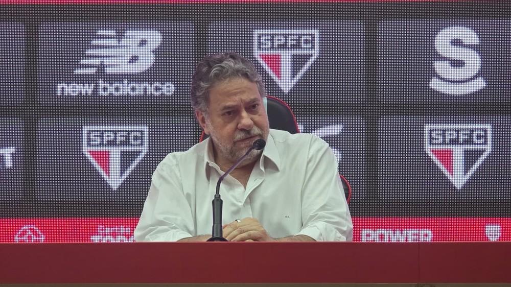 Conselho do São Paulo muda data da votação do impeachment e aceita pedido de Casares