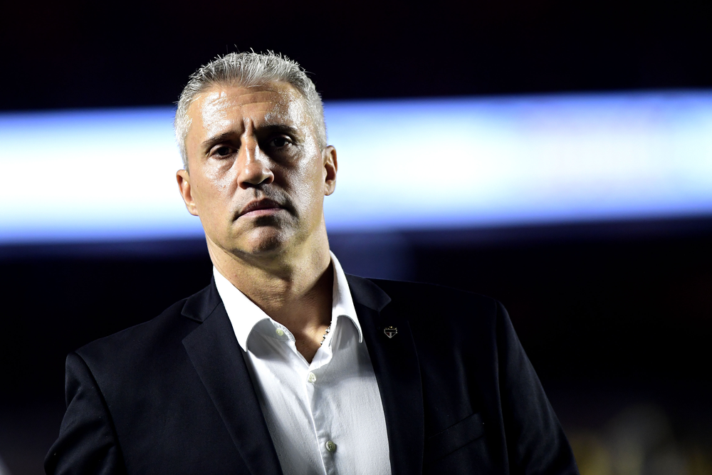 Crespo admite erro em declaração sobre meta do São Paulo no Brasileirão: 