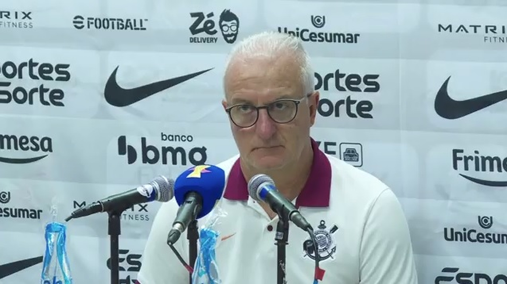 Dorival Júnior vê jogo truncado e exalta vitória do Corinthians: 