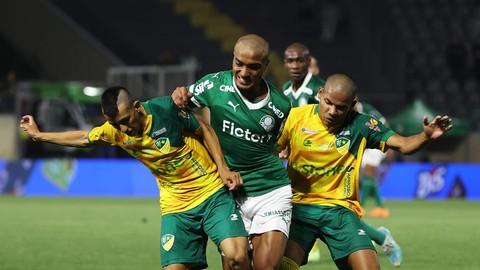 Em jogo com erro bizarro de arbitragem, Palmeiras vence na estreia da Copinha