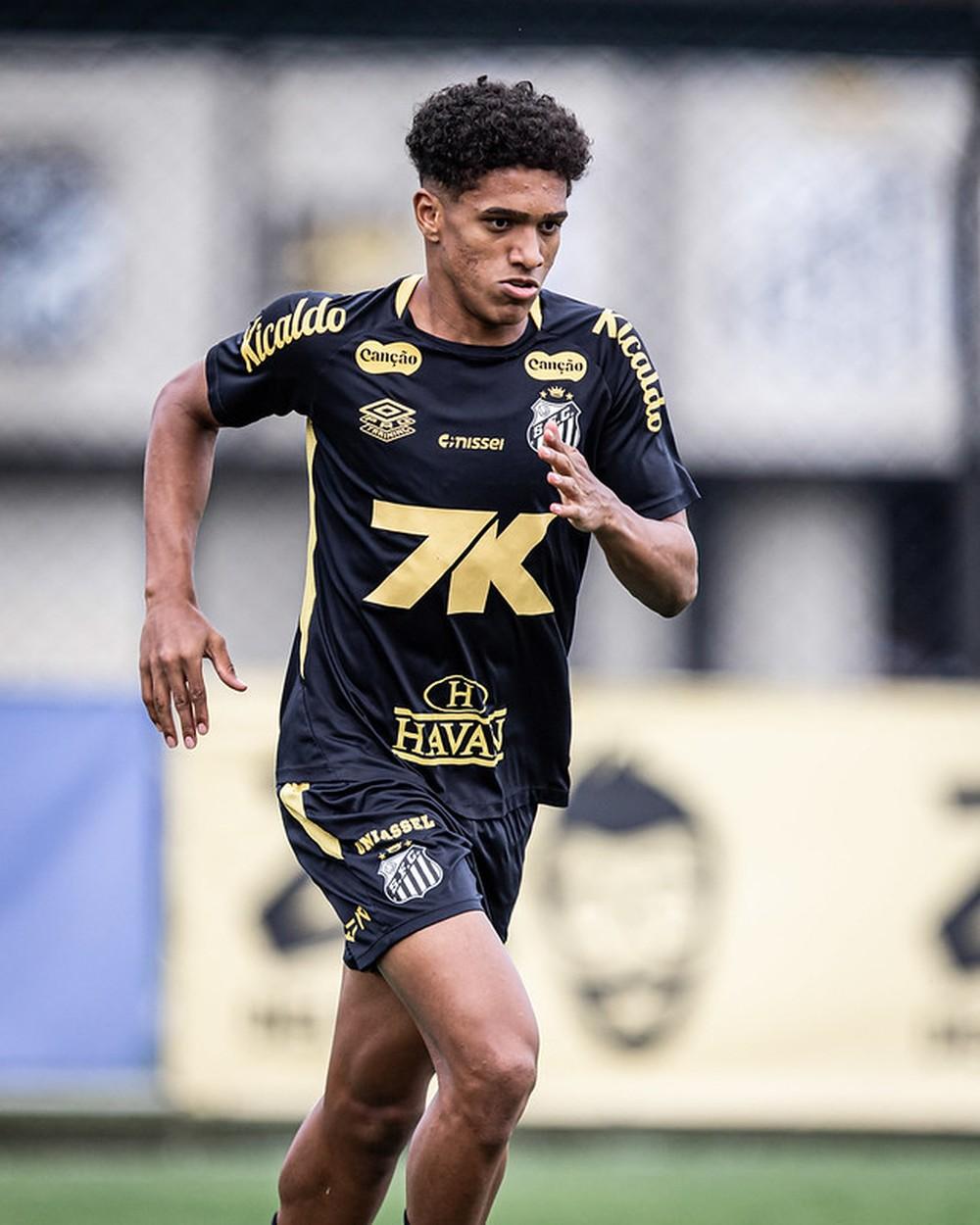 Negociação com o Tottenham pode tirar Souza da estreia do Santos no Paulistão