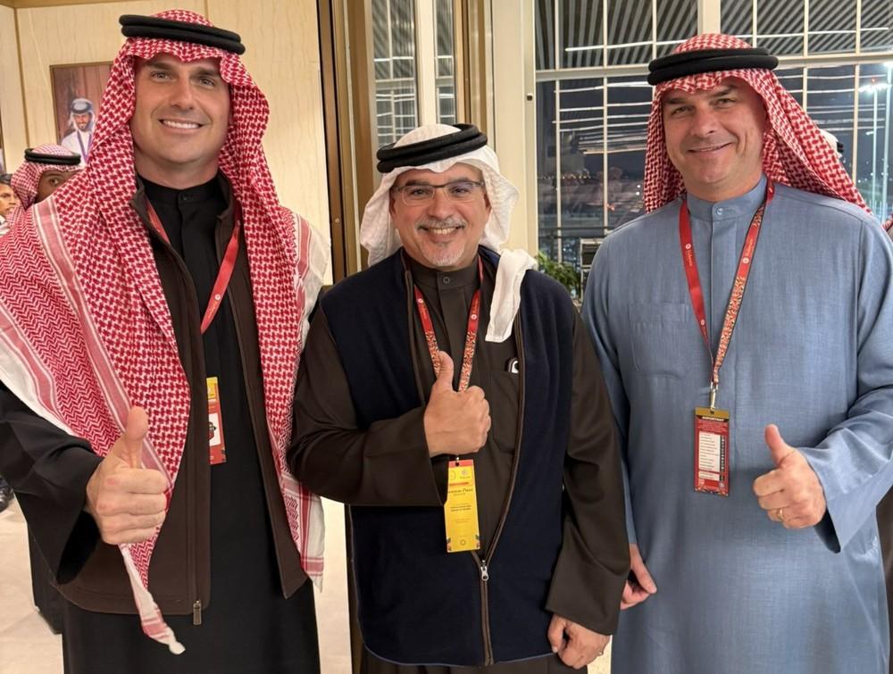 PF abre processo administrativo contra Eduardo Bolsonaro por faltas não justificadas