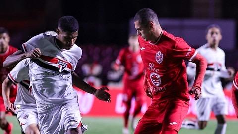 São Paulo goleia o Ibrachina e vai à 2ª final seguida da Copinha