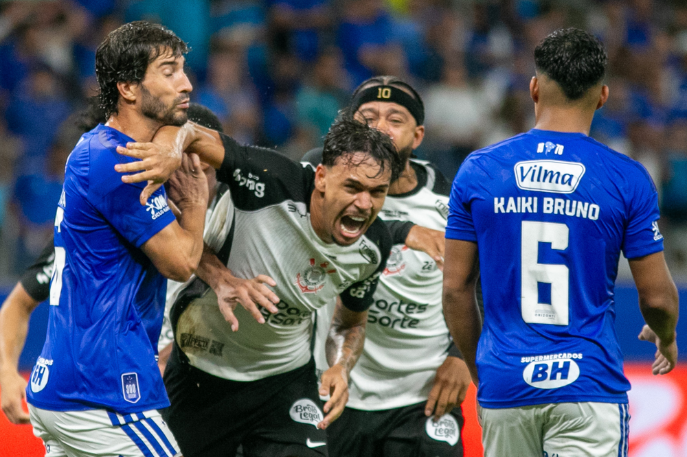 Análise: Corinthians reforça que é difícil de ser batido e se mantém em alta no início do Brasileirão