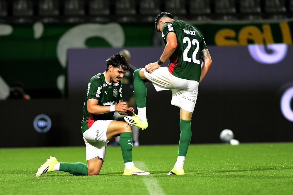 Análise: Palmeiras atropela Vitória em goleada e recupera armas para empolgar no início do Brasileiro