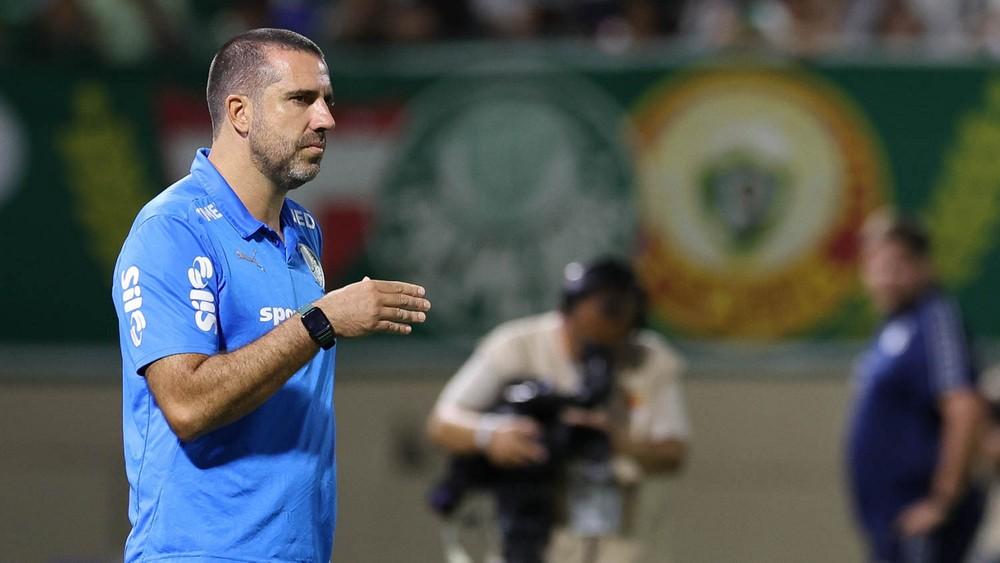 Árbitro relata expulsões e confusão em Palmeiras x Guarani: 