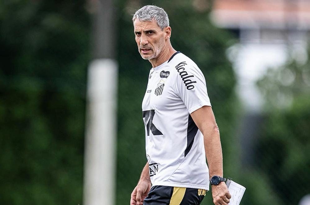 Diretoria do Santos vê janela positiva, mas tem dificuldade na busca por novo zagueiro