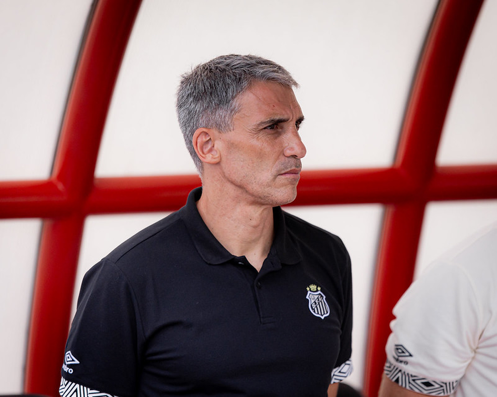 Vojvoda exalta vitória do Santos em jogo difícil contra Noroeste: 