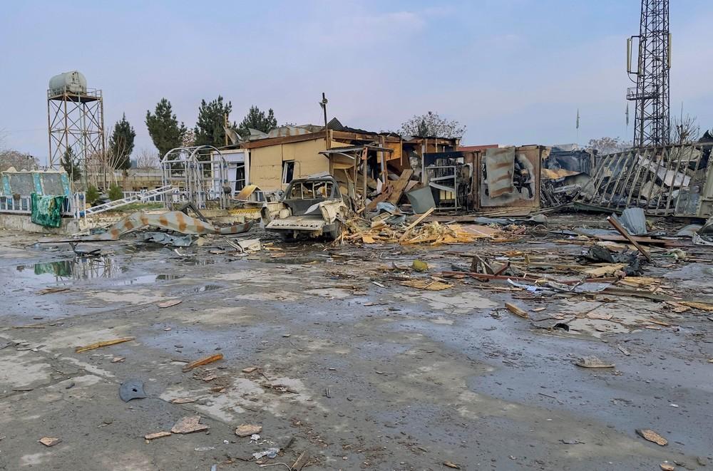 Afeganistão acusa Paquistão de bombardear hospital para usuários de drogas e matar 400 pessoas; país nega